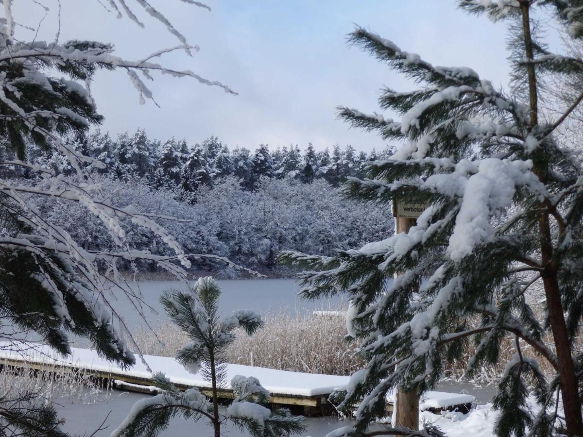 Dependance Ferienhaeuser Am Kastavensee リヘン エクステリア 写真